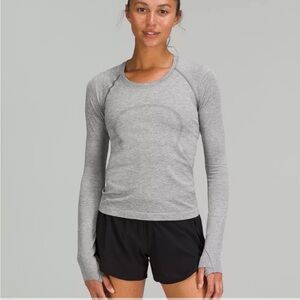 NWOT Lululemon Athletica Swiftly Tech 2.0 Long Sleeve waist length